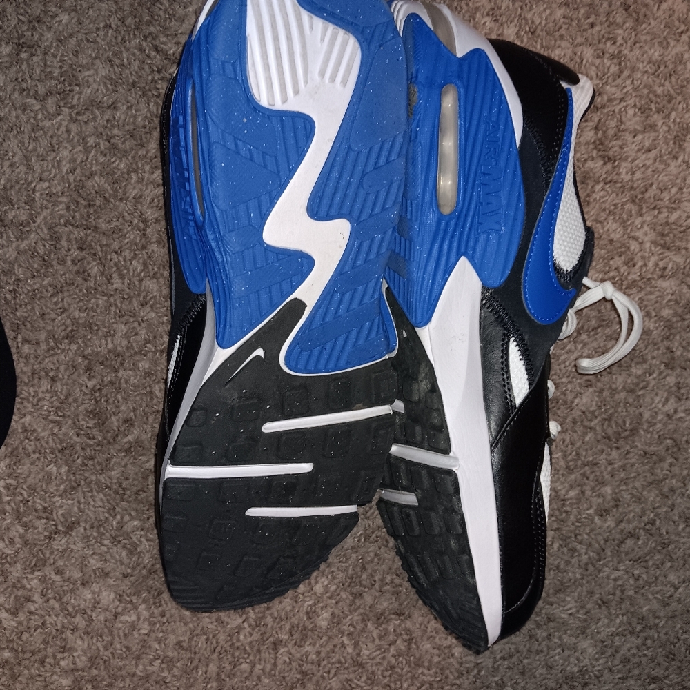 Nike Men's Black and Blue Air Max Sneakers - Picture 2 of 2